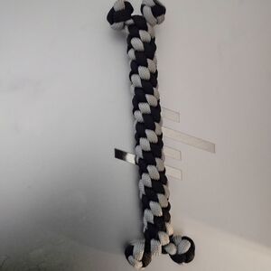 Blk And Gray Paracord dog keychain